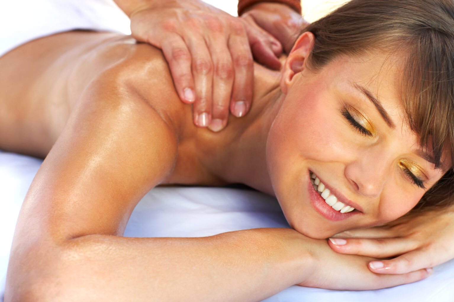 The Benefits of a Business Trip Massage: A Refreshing Break for Professionals